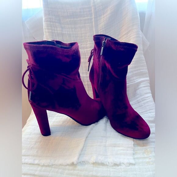 Francescas red velvet boots! Brand new perfect condition; Size 7 - Picture 4 of 7